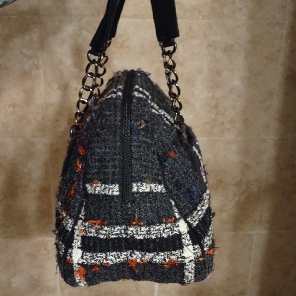 Vera Bradley Black and White Plaid Shoulder Bag - Picture 4 of 11